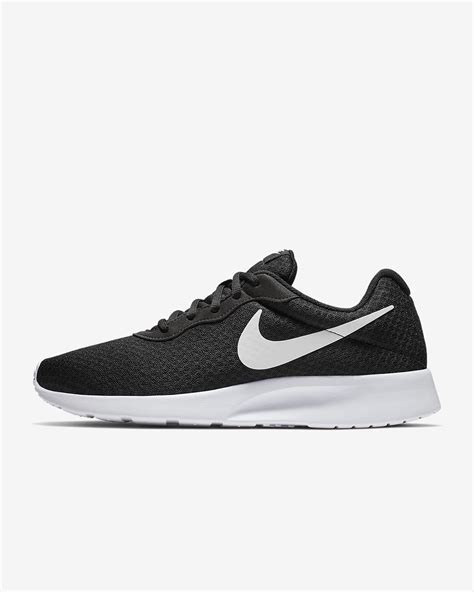 Nike Tanjun Men's Shoes